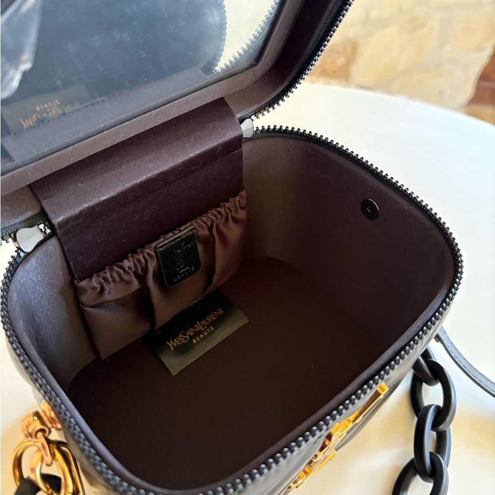 Yves Saint Laurent Beaute VIP Gift  Bag Crossbody bag handbag Black New In Box - Picture 9 of 12